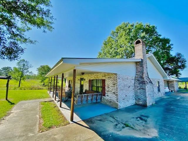 Home and 10 acres/ Mt. Hermon/ LA 