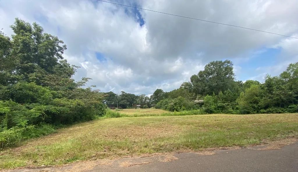 3.25 +/- Acres/Hart Rd, Virginia Ave, Faulkner Ave, McComb, Ms 39648