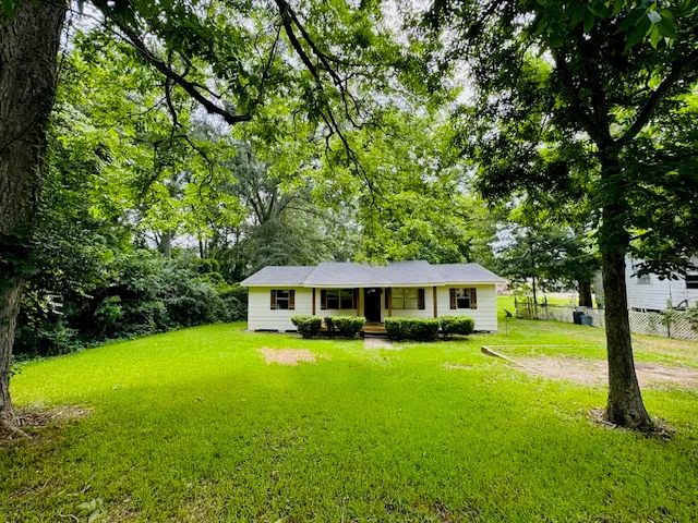 Remodeled Beauty in the City of Summit, MS 