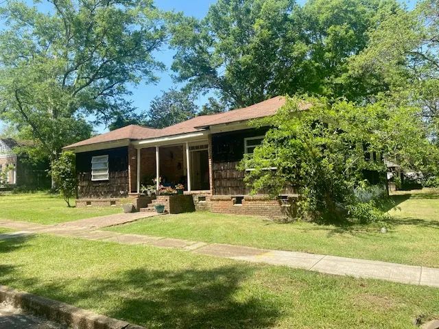 134 New York Ave McComb, Ms 39648