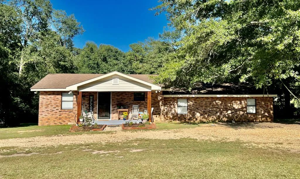 1098 Stewart Mill Rd. Summit, MS 39666