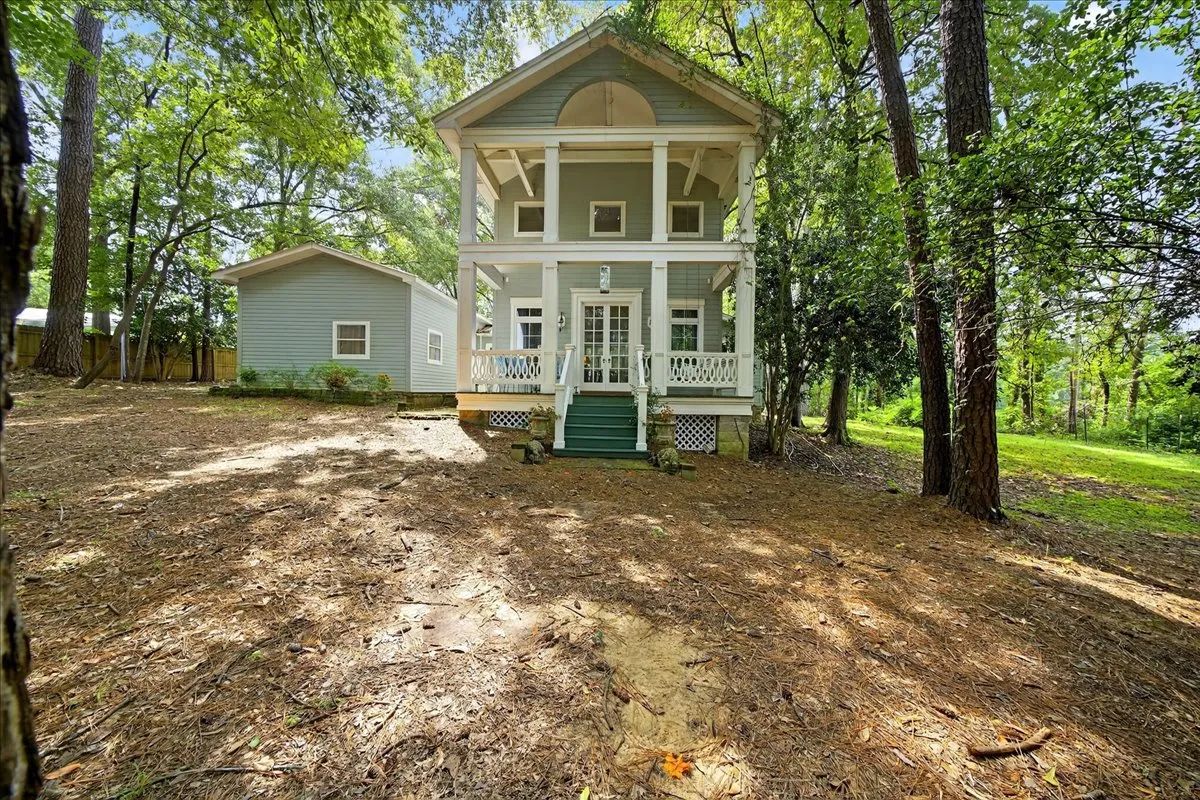 Home on 2 acres | McComb, MS