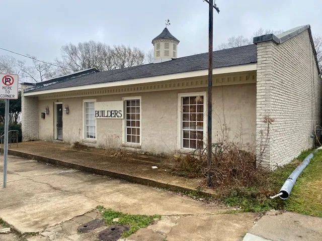 225 Canal St Commercial Building | McComb MS